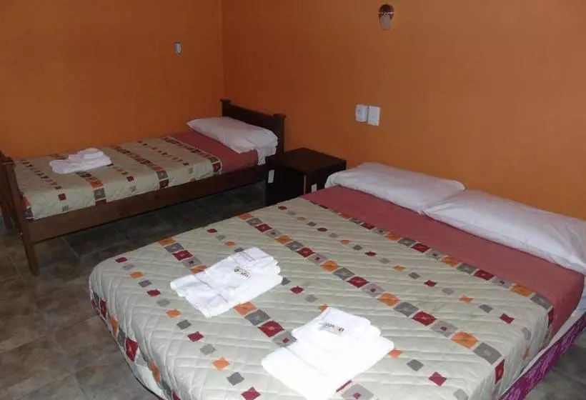 Apart Cabañas De La Plaza