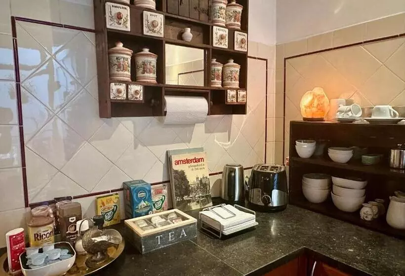 ベッドアンドブレックファースト Amsterdam Barangay