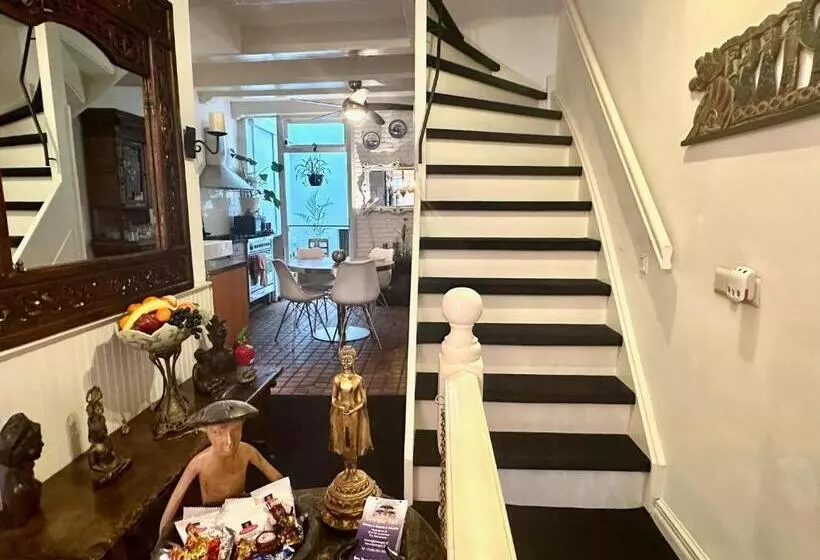 ベッドアンドブレックファースト Amsterdam Barangay