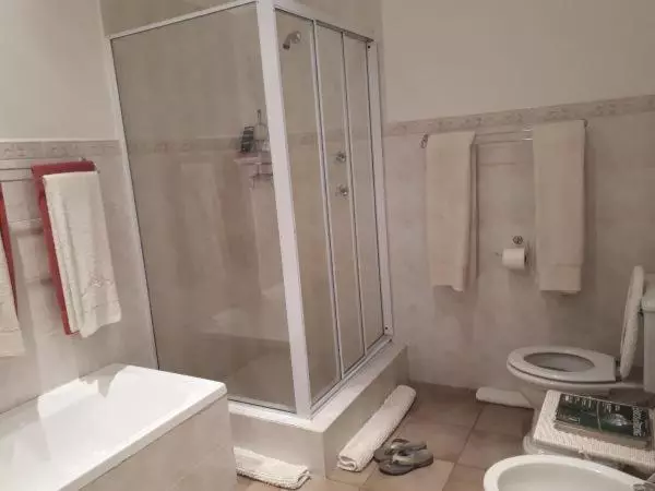 Majatalo Bougain Villa Guesthouse