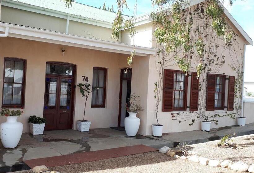 بنسيون Bougain Villa Guesthouse