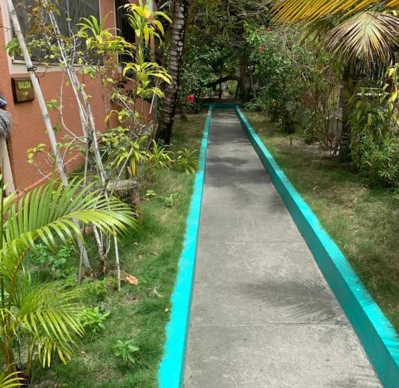 Pension Cabañas Ecologicas Cayapas