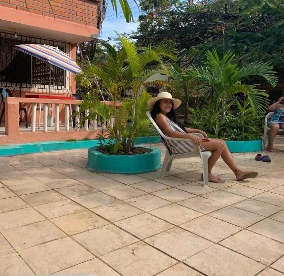 Pension Cabañas Ecologicas Cayapas