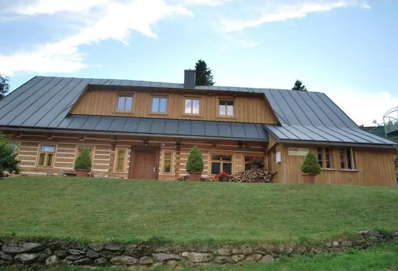 Majatalo Guest House U Marie