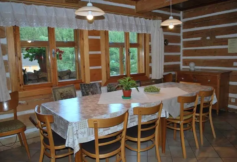 Majatalo Guest House U Marie