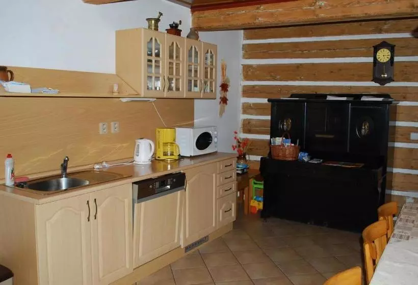 Majatalo Guest House U Marie