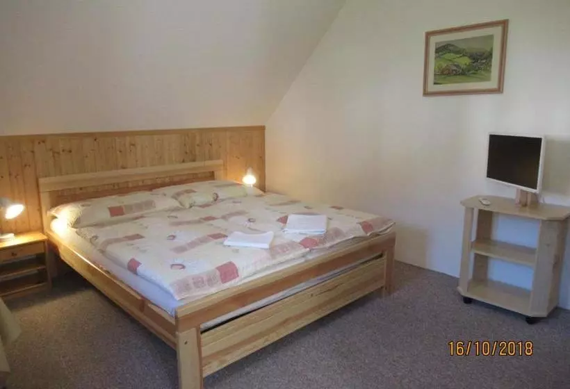 Majatalo Guest House U Marie