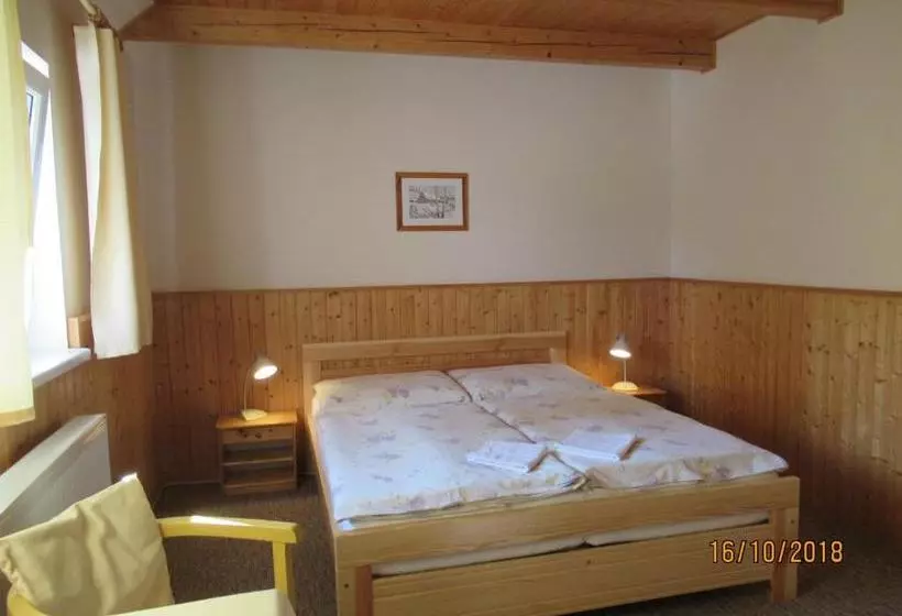 Majatalo Guest House U Marie