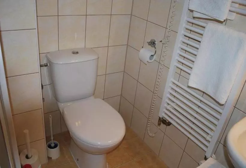 Majatalo Guest House U Marie