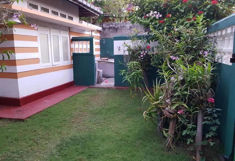 ペンション Lotus Villa