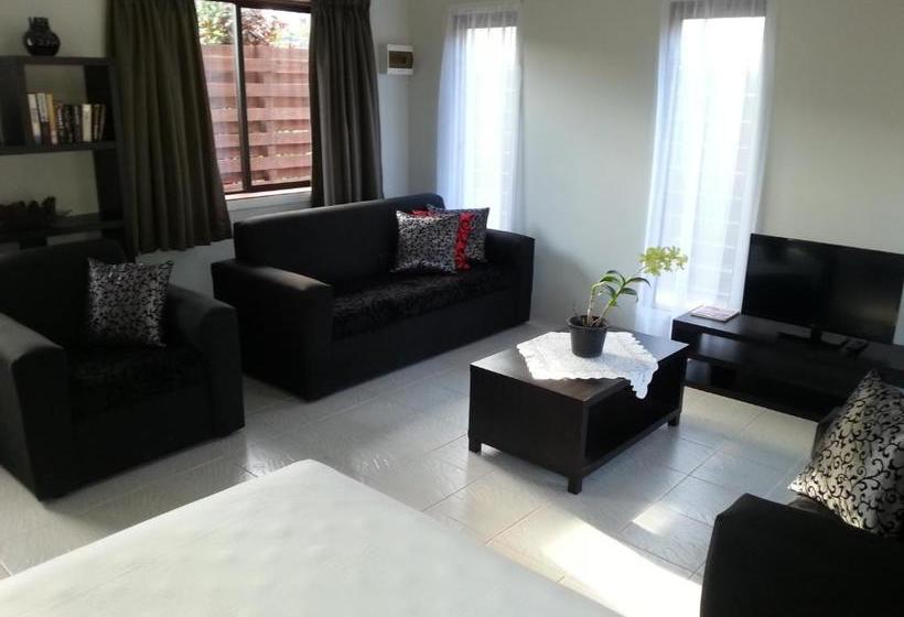 پانسیون Sunset Palms Rarotonga