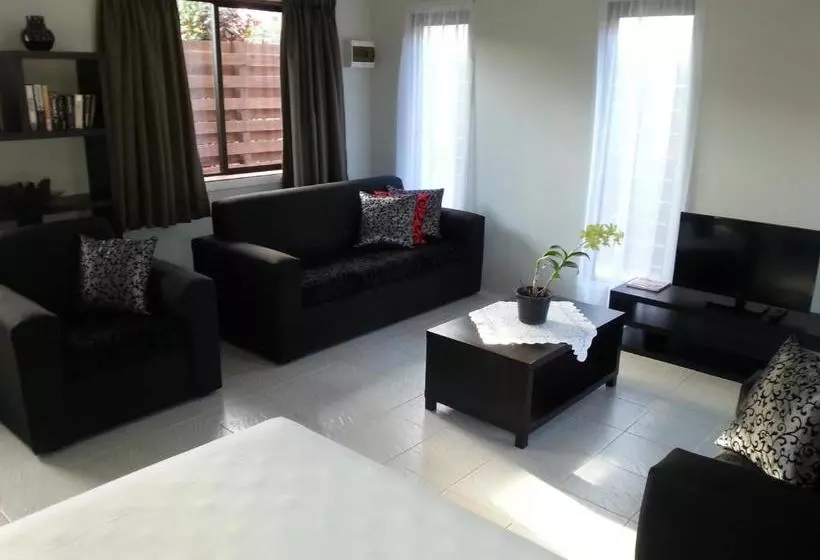 پانسیون Sunset Palms Rarotonga