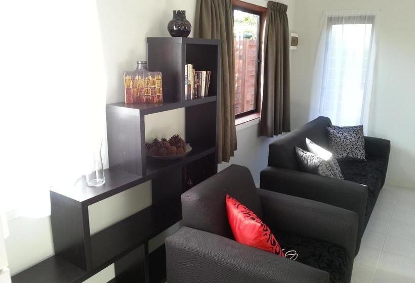 پانسیون Sunset Palms Rarotonga