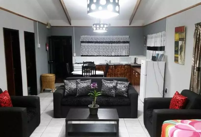 پانسیون Sunset Palms Rarotonga