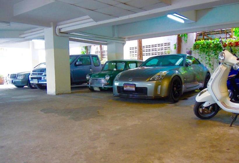 ユースホステル Moonlight House