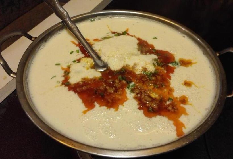 בית מלון כפרי Enshi Grand Canyon Chunlun Farmstay