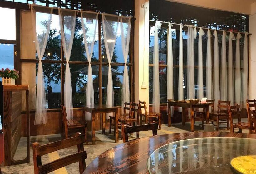 בית מלון כפרי Enshi Grand Canyon Chunlun Farmstay