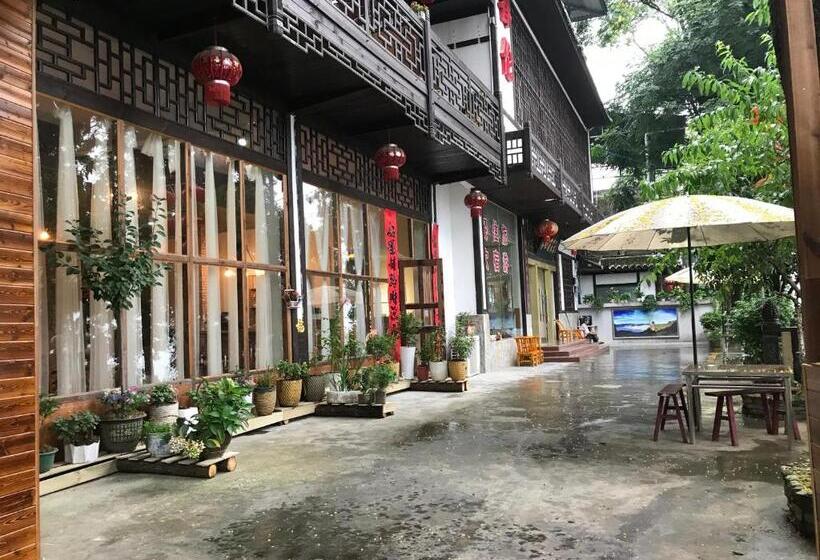 בית מלון כפרי Enshi Grand Canyon Chunlun Farmstay