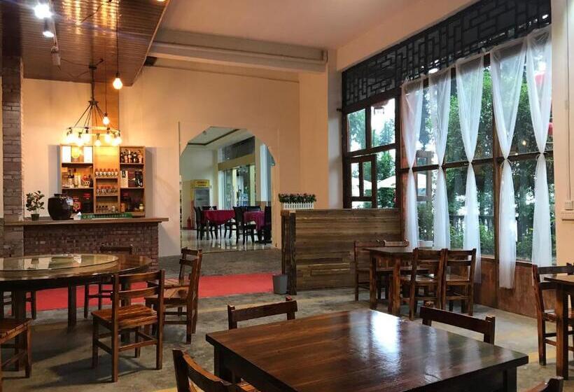 בית מלון כפרי Enshi Grand Canyon Chunlun Farmstay