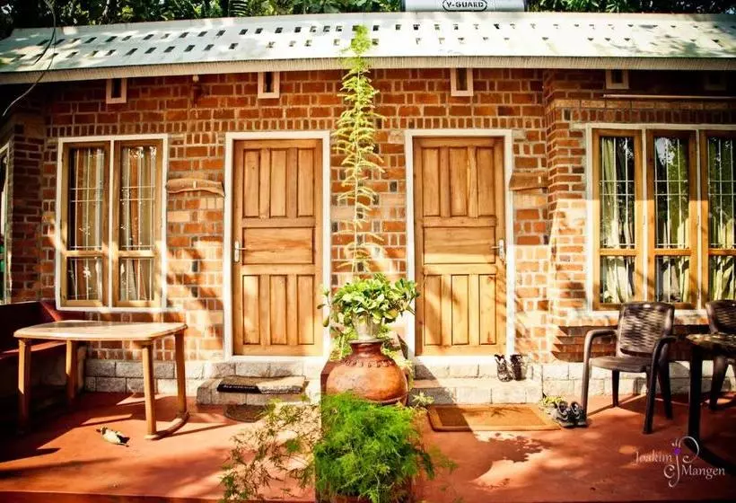 Majatalo Ashtamudi Villa