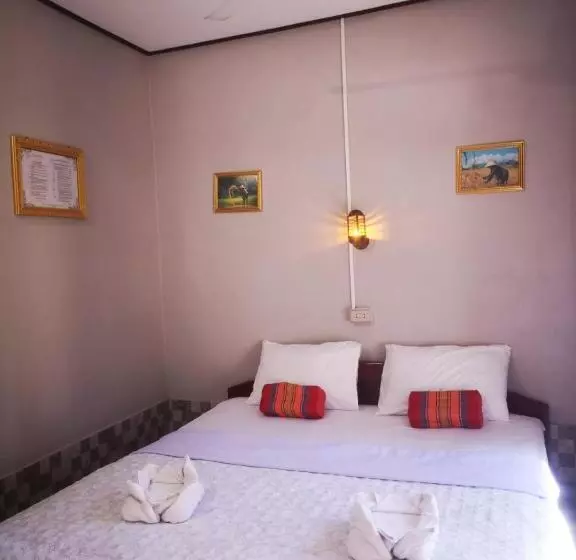 پانسیون Khamphouy Guesthouse