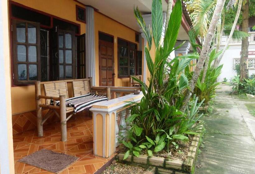 Pension (Hôtel basse catégorie) Khamphouy Guesthouse