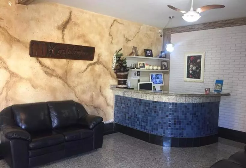 پانسیون Pousada Castelinho