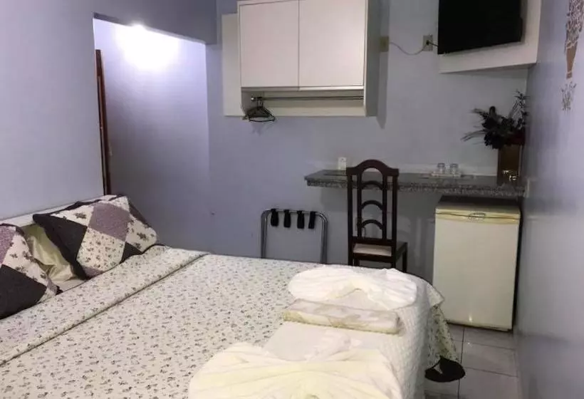 پانسیون Pousada Castelinho