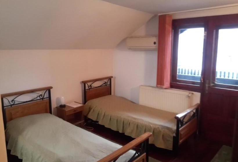 Pensiunea Doina & Jenő