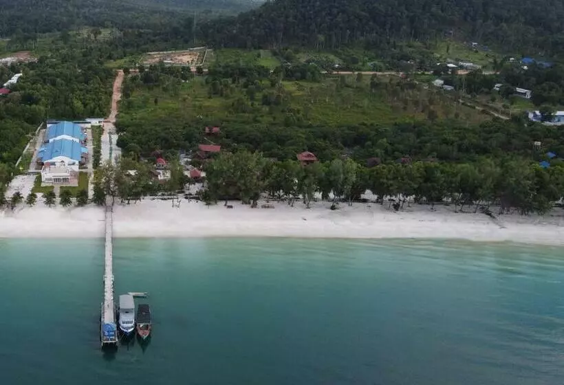 هتل Pura Vita Resort