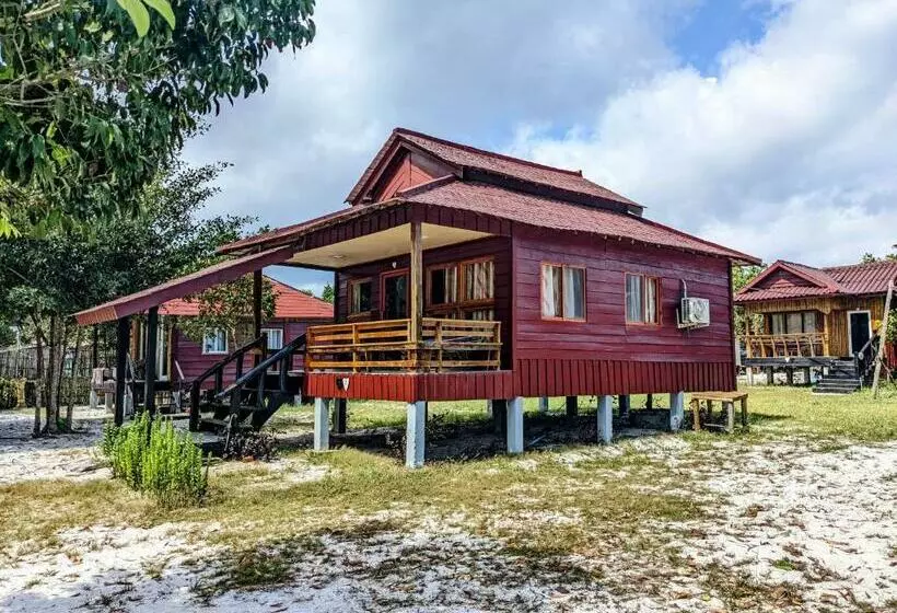 هتل Pura Vita Resort