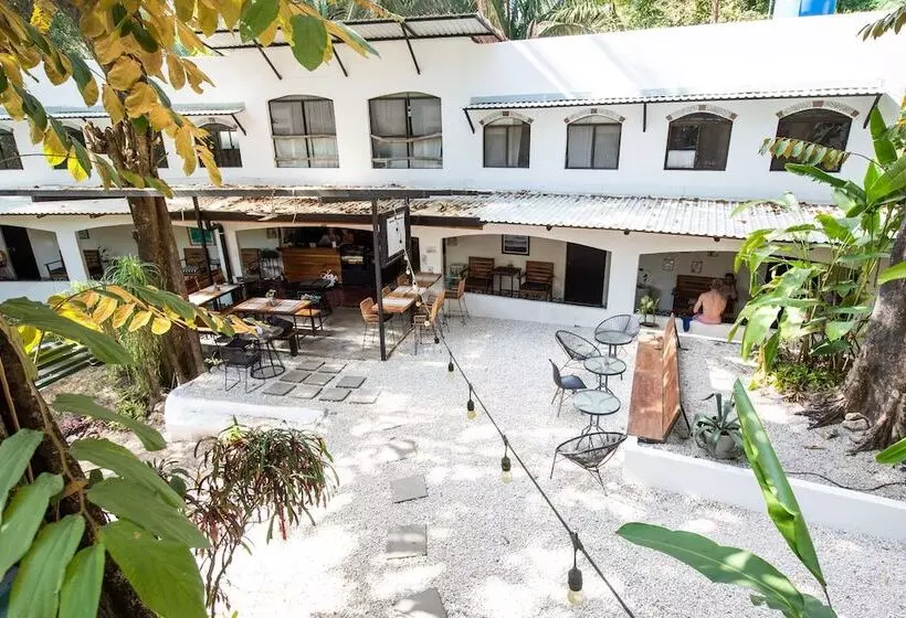 Majatalo Believe Surf & Yoga Lodge Santa Teresa