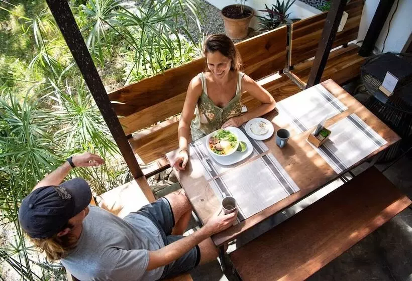 Majatalo Believe Surf & Yoga Lodge Santa Teresa