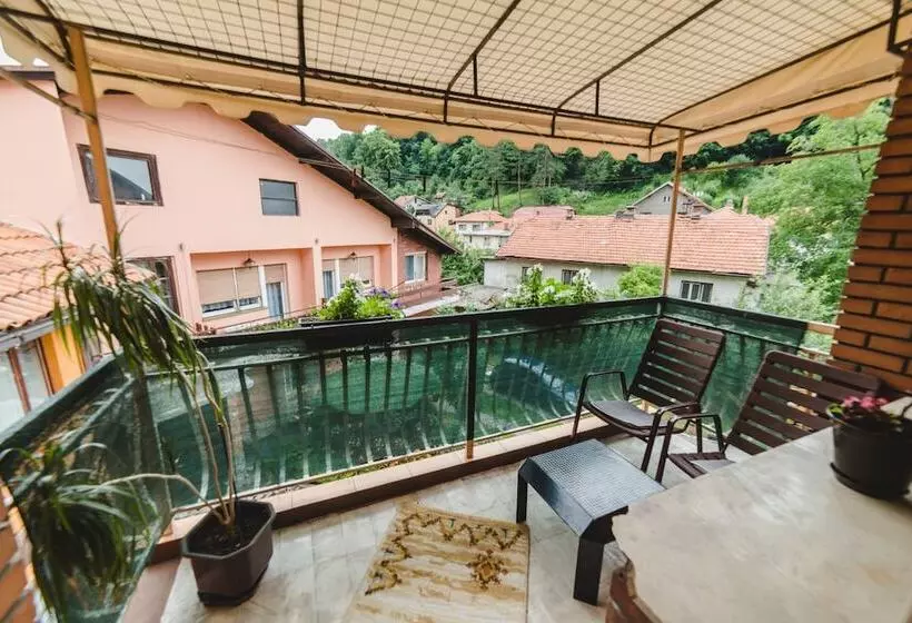 پانسیون Guest House Pasha