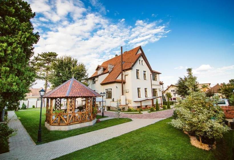 بنسيون Karlhof