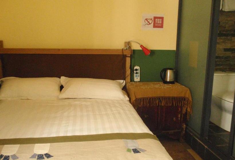 بنسيون Lost Garden Guest House