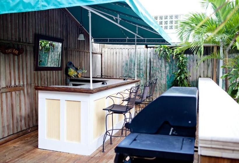 ペンション Seaport Inn