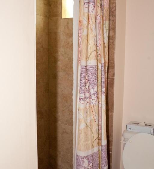 ペンション Seaport Inn