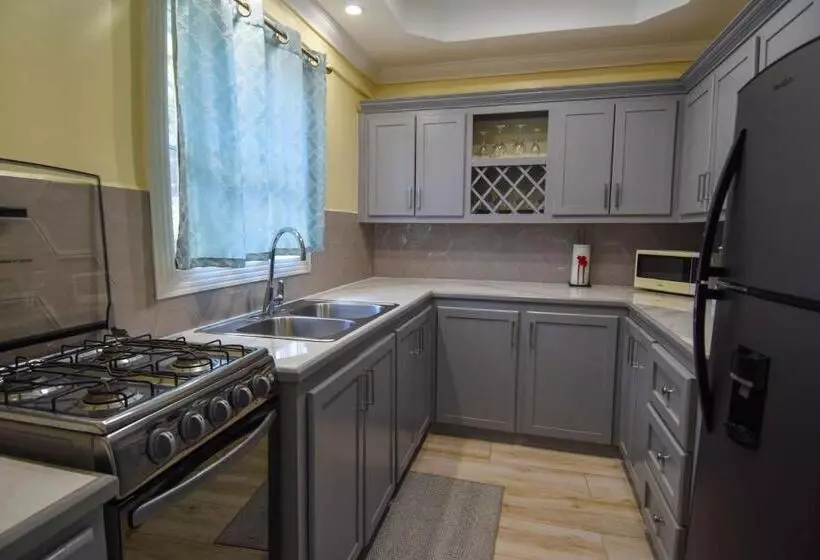 Sea Piton View Apartment  Location, Convenience, Modern Living