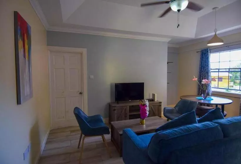 Sea Piton View Apartment  Location, Convenience, Modern Living