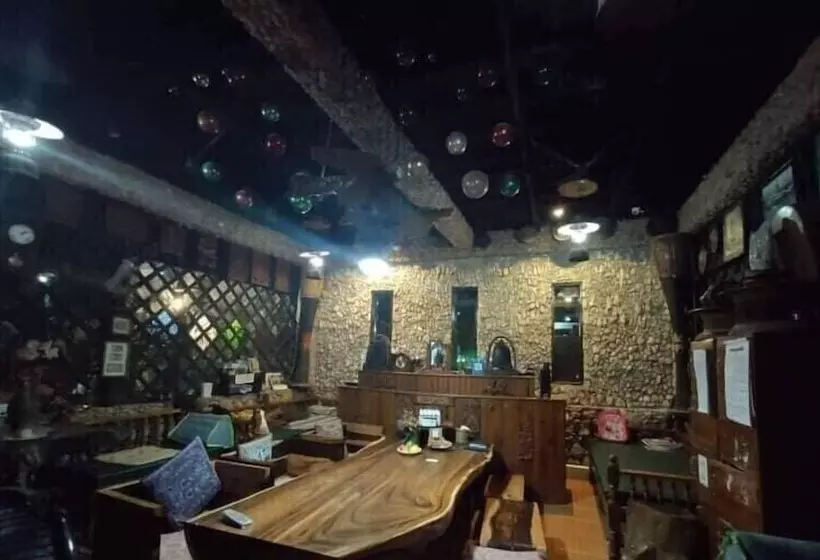 هاستل Aquarius Inn Inle Lake