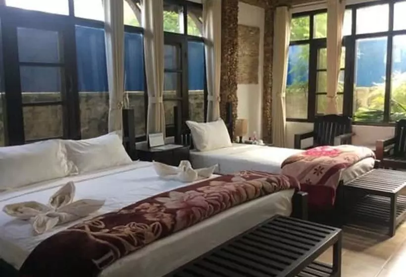 هاستل Aquarius Inn Inle Lake