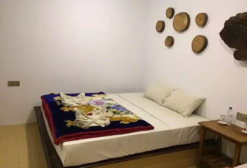 هاستل Aquarius Inn Inle Lake
