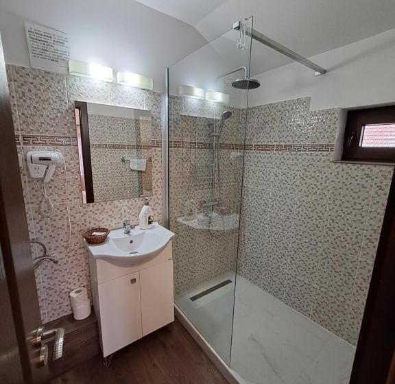 펜션 Alexander House