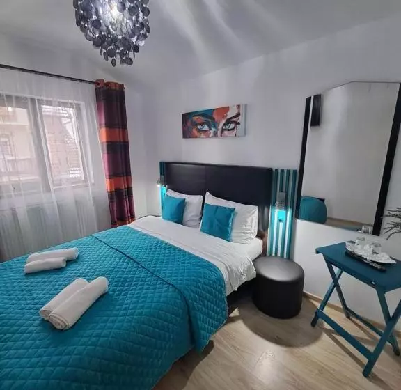 Pensione Alexander House