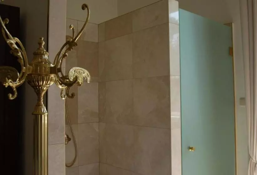 ペンション Gästehaus Schloss Aschach