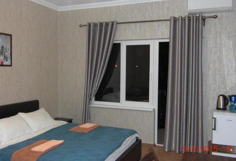 پانسیون Alistera