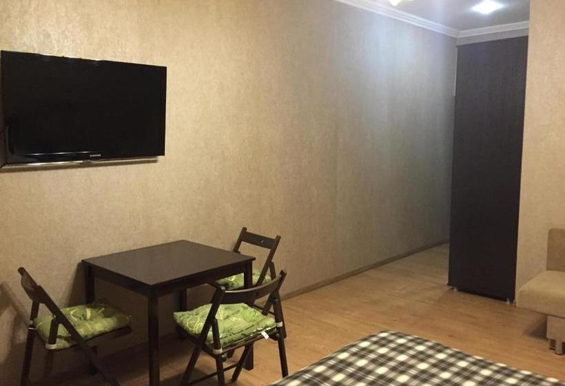 پانسیون Alistera