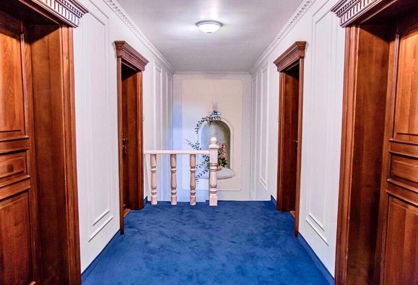 پانسیون Casa Antic