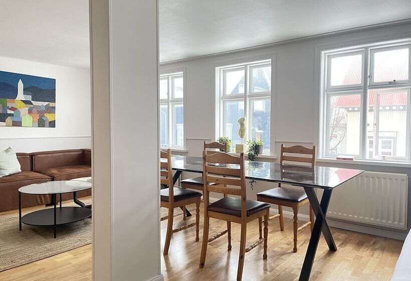 پانسیون Baldursbrá Guesthouse